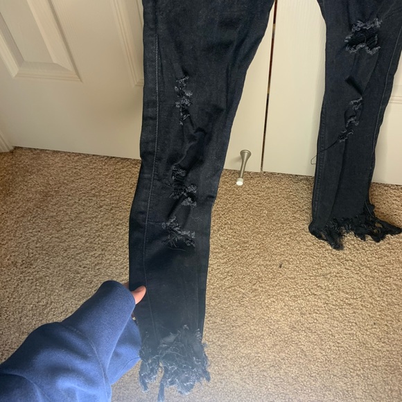 Hollister raw hem high rise super skinny jeans - Picture 3 of 3